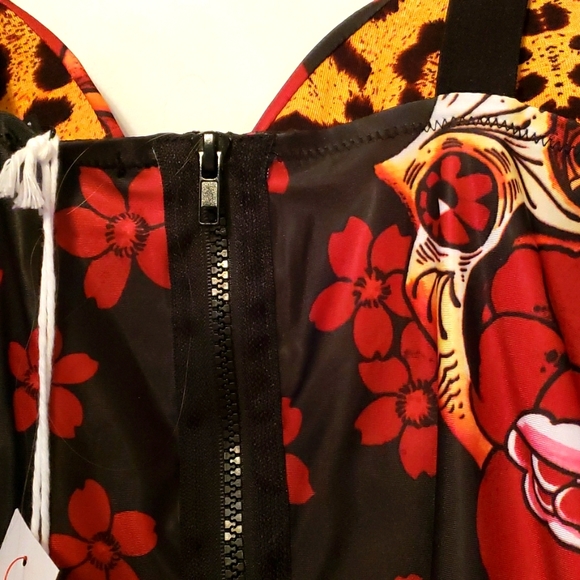 Iron Fist Dia de los Muertes Day of the Dead Sugar Skull Siesta corset top NWTxl - Picture 6 of 7